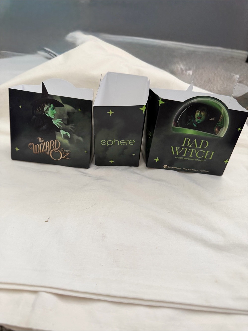 WIZARD OF OZ -@ THE SPHERE- LAS VEGAS- BAD WITCH EXPERIENCE- CARDBOARD HOLDER- 3